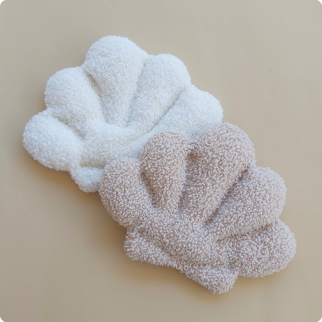 Boucle Wall Shell