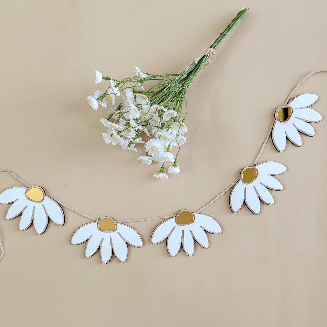 Daisy Chain Bunting